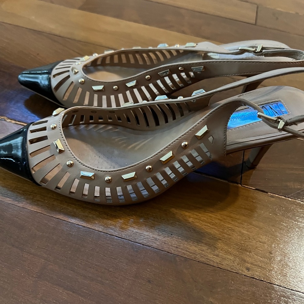 Slingbacks great shoes